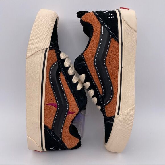 Vans x Disney 100th Knu-Skool 'Scar' Women's Skateboarding Shoes | Size: 7.5 - Picture 10 of 16